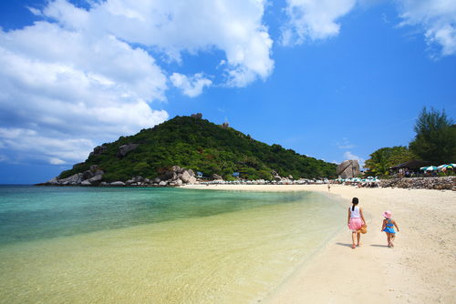 Discover some of the world's best beaches in Koh Samui.